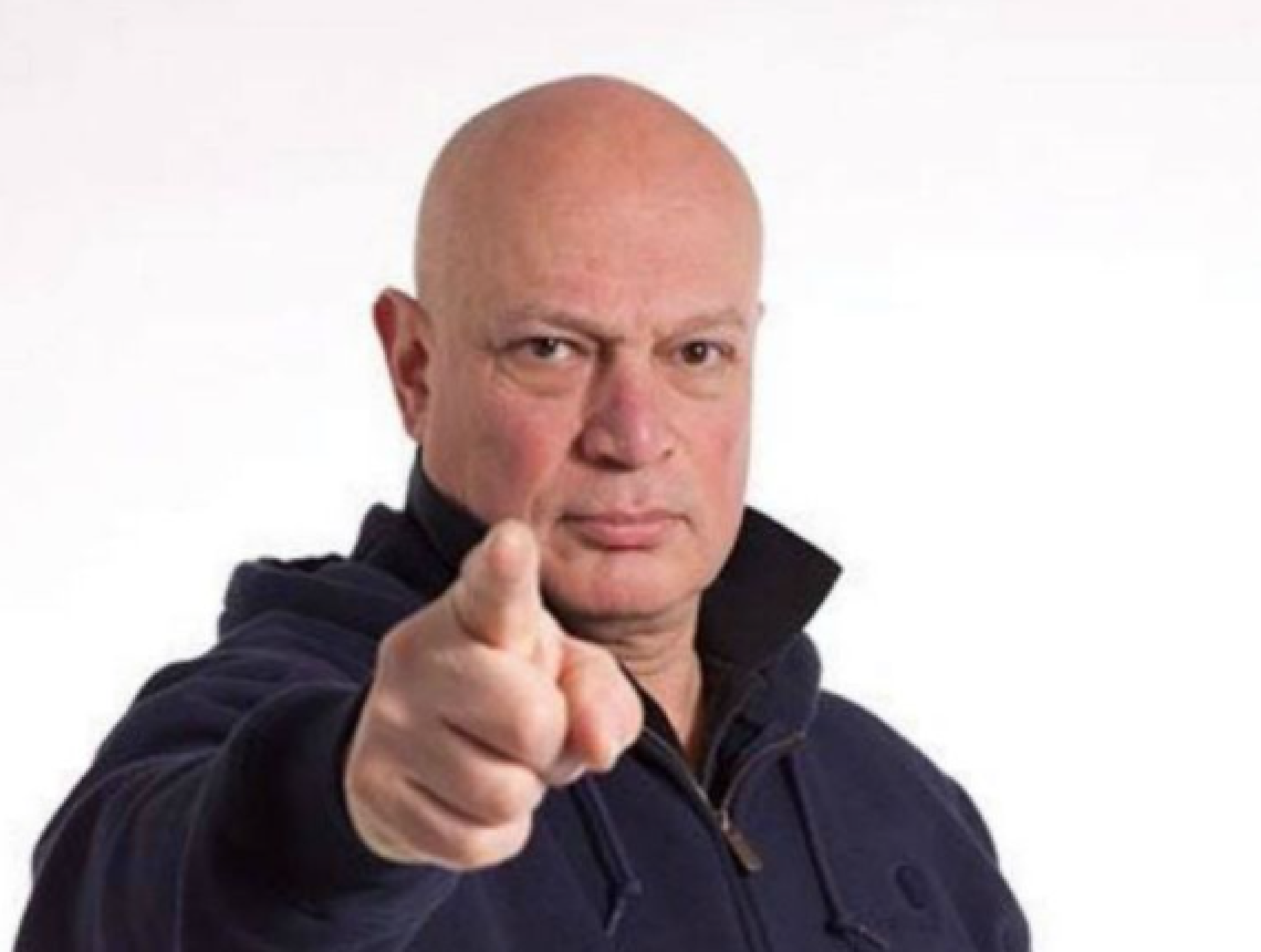 Mannen har 9 fingrar till